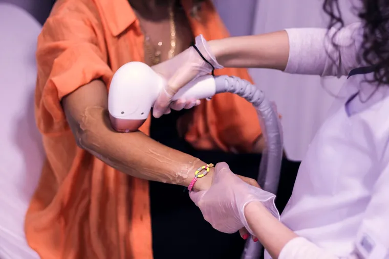 Tattoo Removal — menghapus tato secara bertahap dengan laser